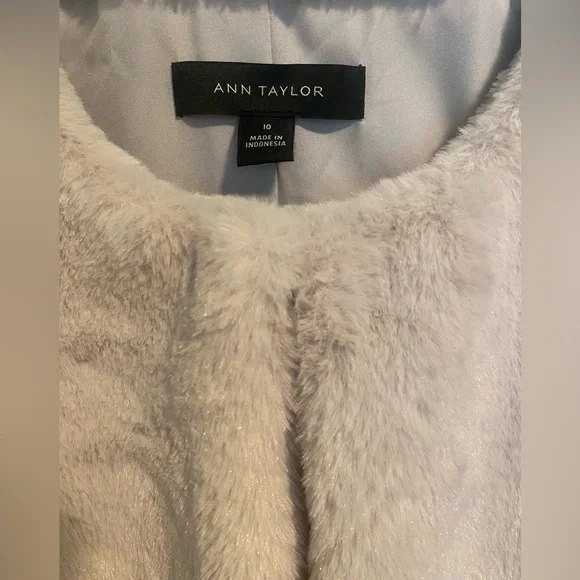 Ann Taylor Soft Cream Teddy Jacket - Picture 2 of 6